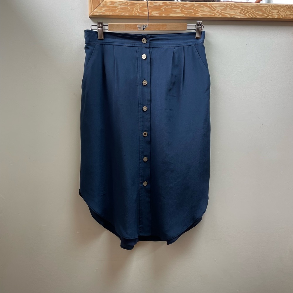 Madewell silk island button front skirt